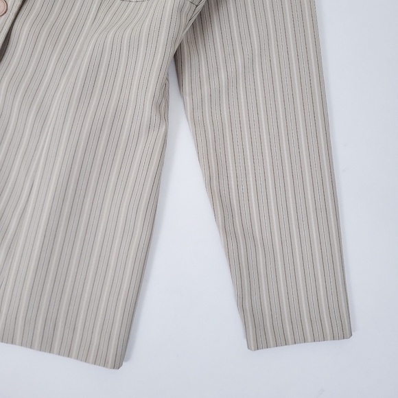 FREE WITH PURCHASE Pinstripe blazer fitted empire waist Y2K - Picture 8 of 13